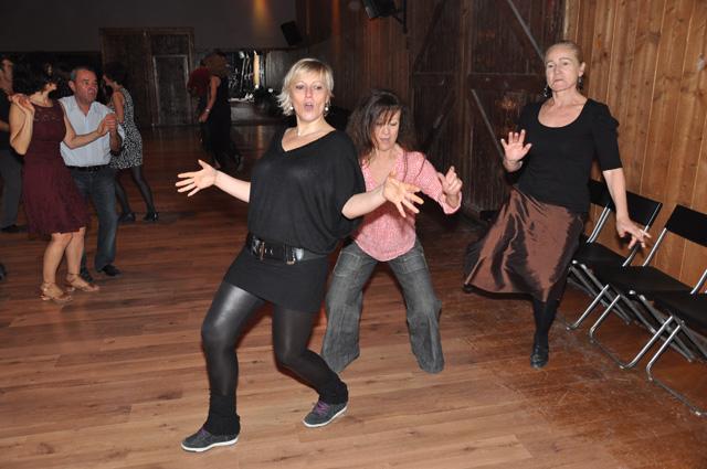 min 2013 12 01 station danse 323